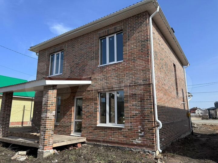 Дом 145 м² на участке 4,5 сот.