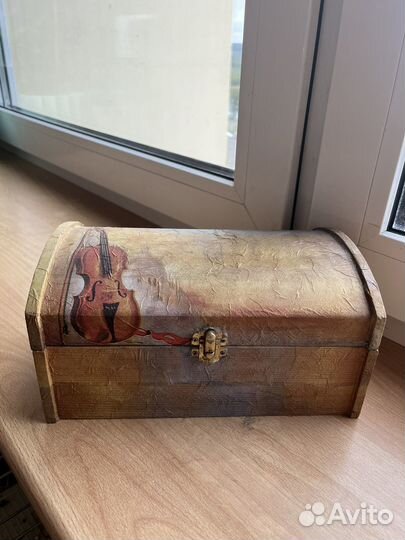 Шкатулка деревянная