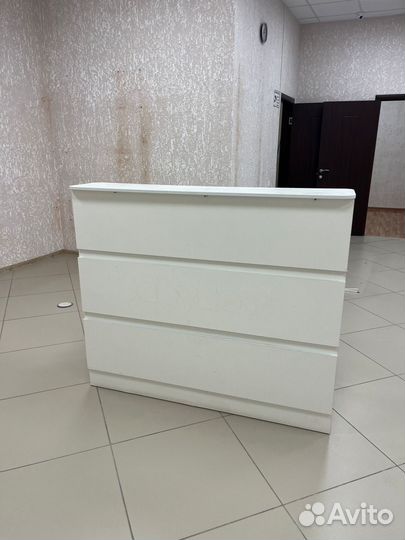 Стол / Стойка