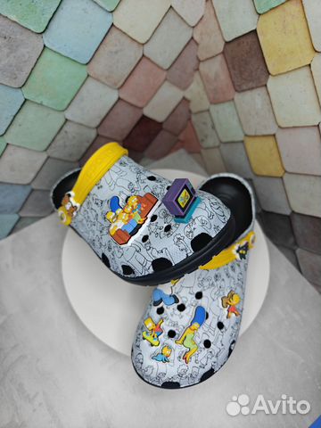 Crocs Classic Clog The Simpsons Intro Sequence