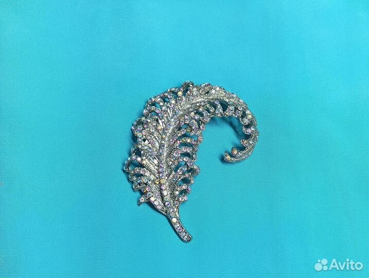 Брошь винтаж листок ветвь винтажная