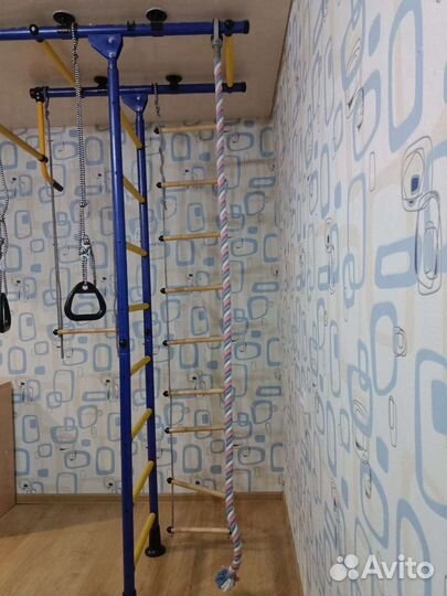 Детская спортивная шведская стенка