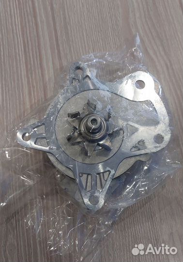 Помпа водяная Aisin WPT140 Япония