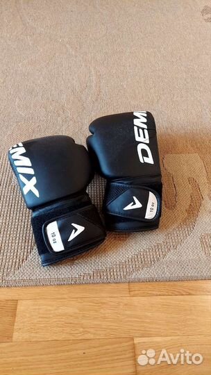 Боксерские перчатки 10 Oz demix