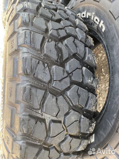 Bfgoodrich Mud-Terrain T/A KM2 285/75 R16