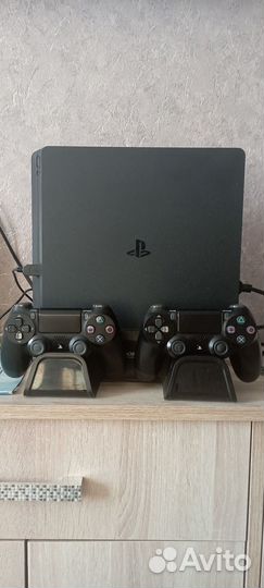 Sony playstation 4 PS4 slim 1tb