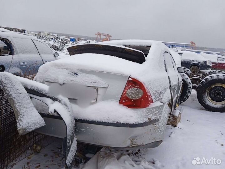 Машина в разбор Ford Focus 2 седан 2005 1.6