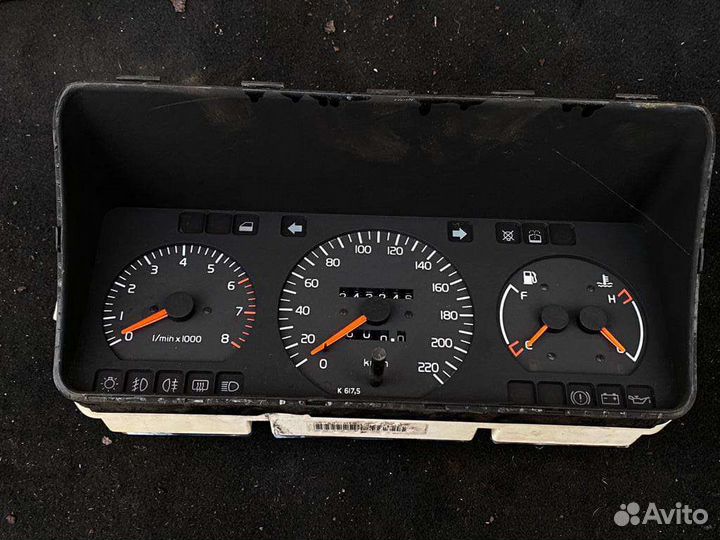 Приборка volvo 440 460