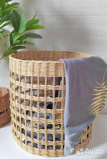 Корзина плетеная большая