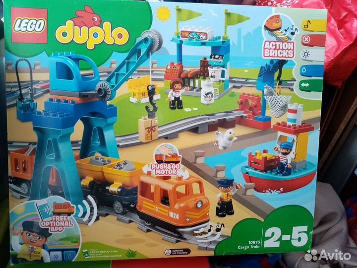 Конструктор lego duplo Town Грузовой поезд 10875