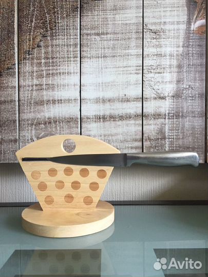 Деревянный держатель для ножей