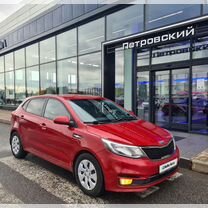 Kia Rio 1.4 AT, 2015, 188 940 км, с пробегом, цена 930 000 руб.