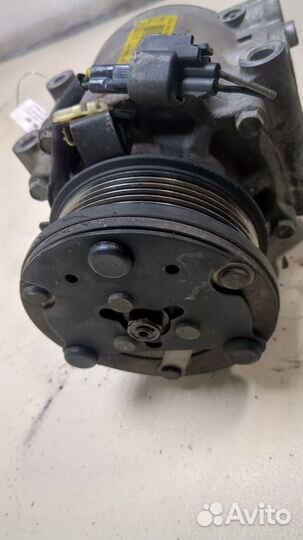 Компрессор кондиционера Lincoln Navigator, 2004