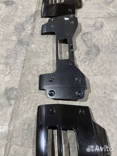 Бампер передний T5G левая часть оригинал