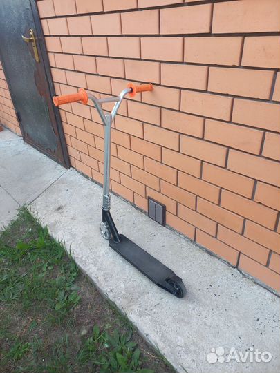 Трюковой самокат