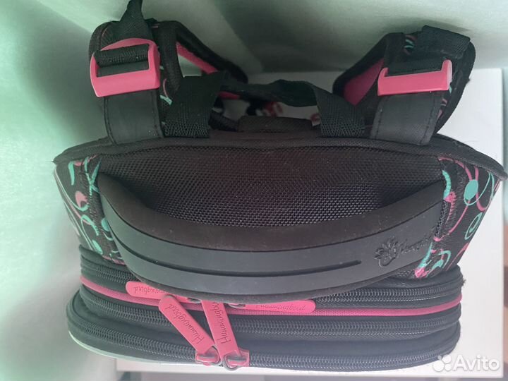 Школьный ранец Hummingbird T109 (разумный торг)