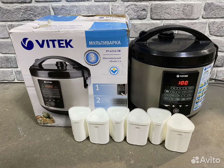 Мультиварка Vitek VT-4216 CM