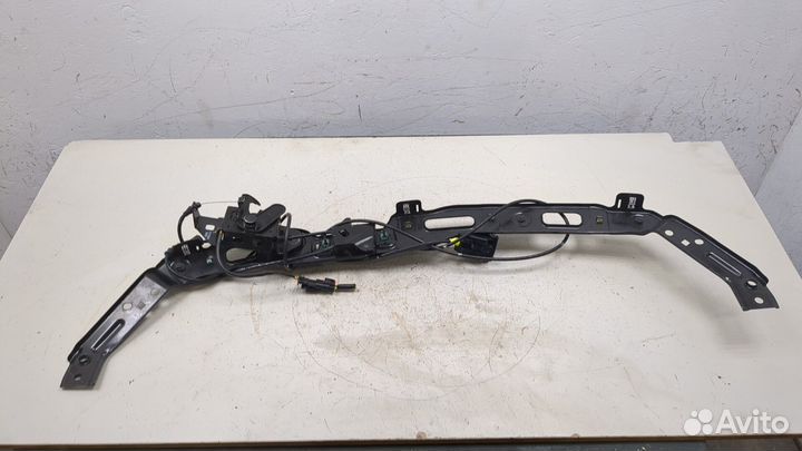 Рамка капота Chevrolet Trailblazer, 2021