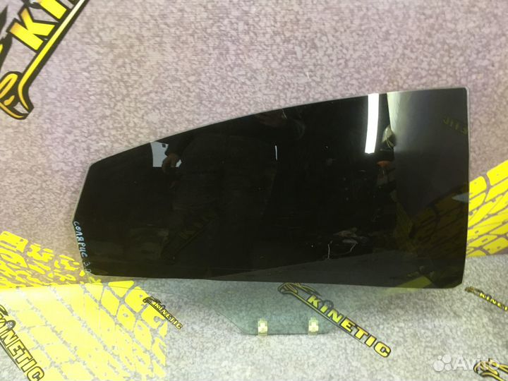 Стекло боковое задней двери Солярис 1