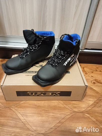 Беговые лыжи