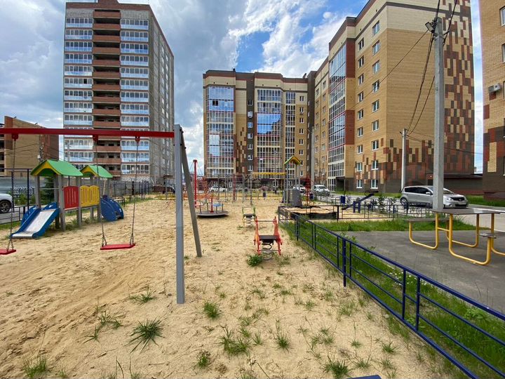 2-к. квартира, 75 м², 1/9 эт.