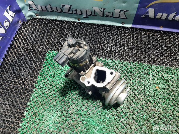 Клапан рециркуляции выхлопных газов EGR Mitsubishi