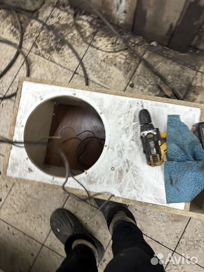 Сабвуфер 12 в коробе