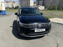 Volkswagen Tiguan 2.0 AMT, 2018, 86 000 км, с пробегом, цена 3 190 000 руб.