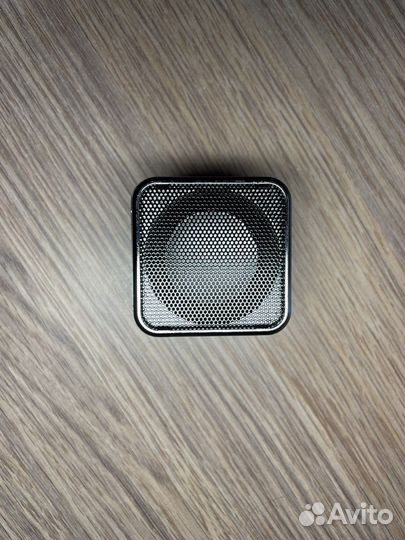 Портативная колонка