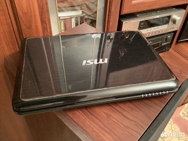 Нетбук MSI U135DX