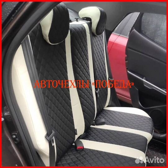 Чехлы Kia Rio 3 Sd из экокожи бело-чёрные Ромб