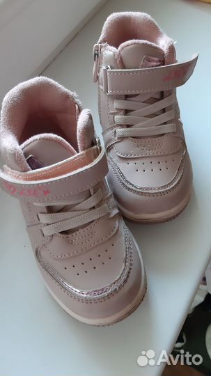 Ботиночки демисезонные 23 размер на девочку