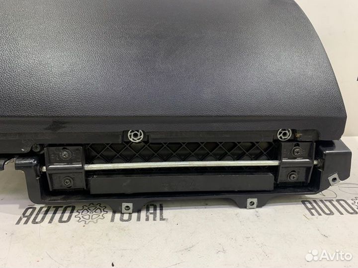 Бардачок Bmw 745 E65 N62B44 2004