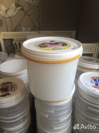 Ведро пластиковое с крышкой пищевое 5 литров