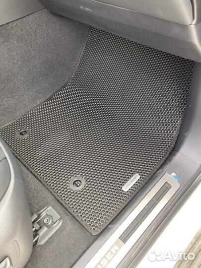 Коврики EVA для Toyota Land Cruiser 100/200/362