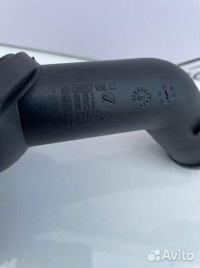 Крышка термостата Skoda Octavia A5 2011