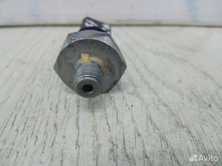 Датчик давления масла Nissan pathfinder R51