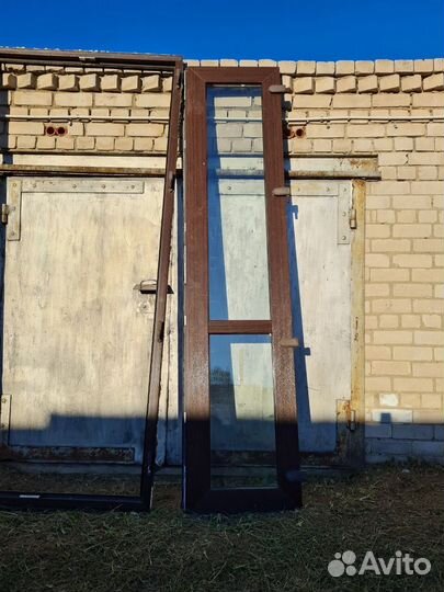 Балконная дверь с окном двух створчатая