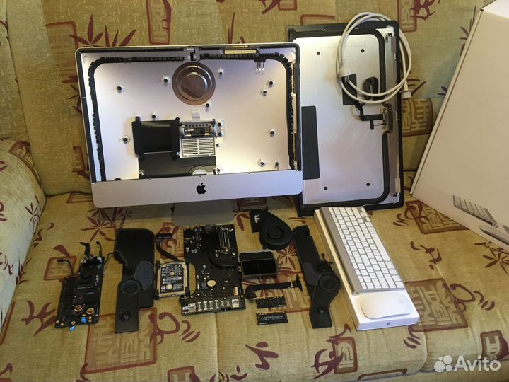 iMac 21,5