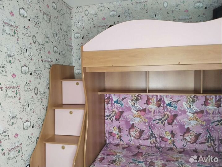 Детская двухярусная кровать