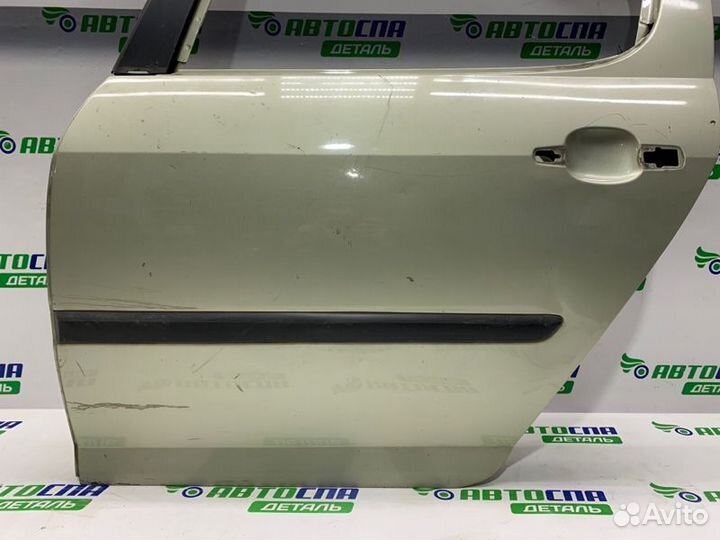 Дверь задняя левая Peugeot 407 седан бензин 2011