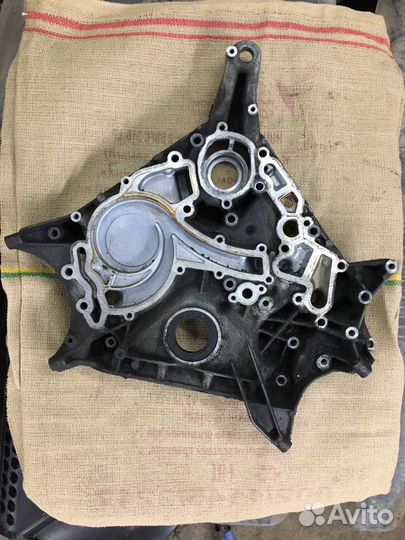 Крышка двигателя Mercedes w164 M272 3.5