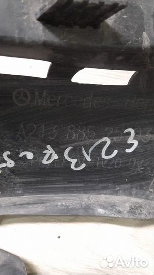 Кронштейн передний правый Mercedes E Class W 213 С