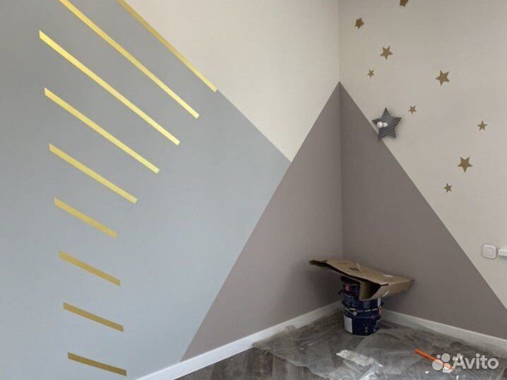 Роспись стен, художник