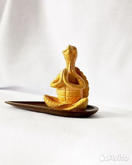 Статуэтка-подставка для ароматической палочки