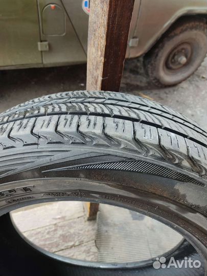 Kumho Road Venture APT KL51 235/60 R18