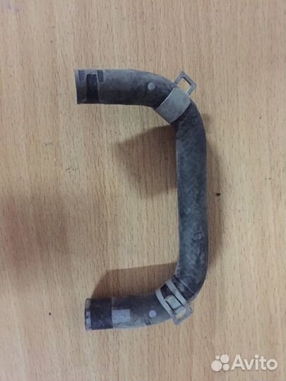 Патрубок системы охлаждения Hyundai Solaris 2