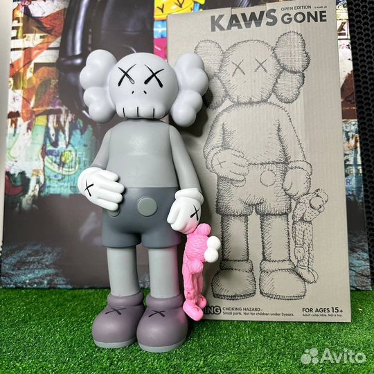 Фигурка kaws