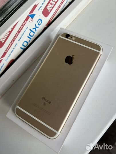 Телефон iPhone 6s