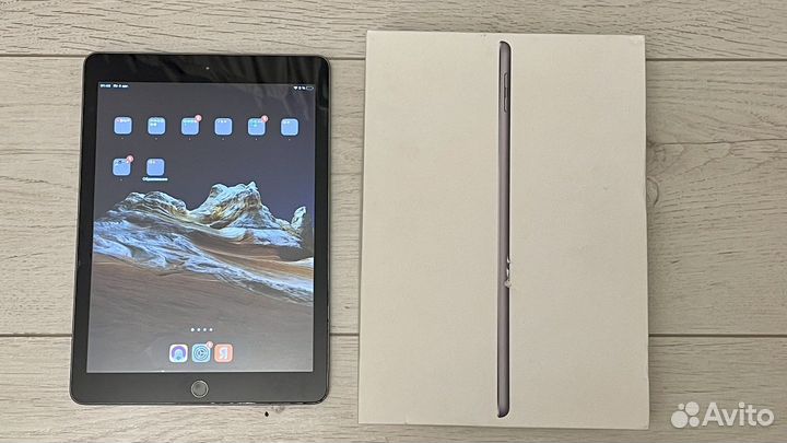 Apple iPad 2018 wi-fi 32 GB Grey
